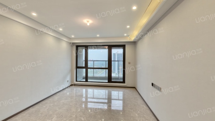 方大长白一品二手房实景图