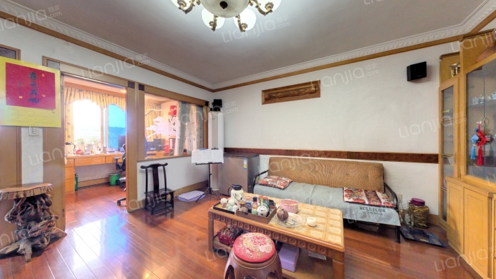 石灰坝25号二手房实景图