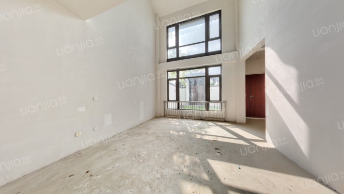 知丘别墅二手房实景图