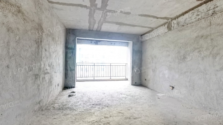 东郡首府二手房实景图