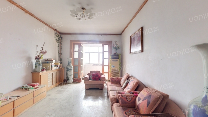 市中行家属院二手房实景图