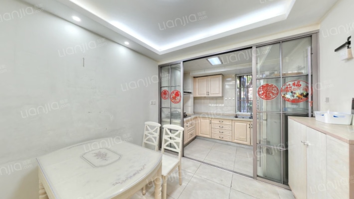 皇册家园南第二手房实景图