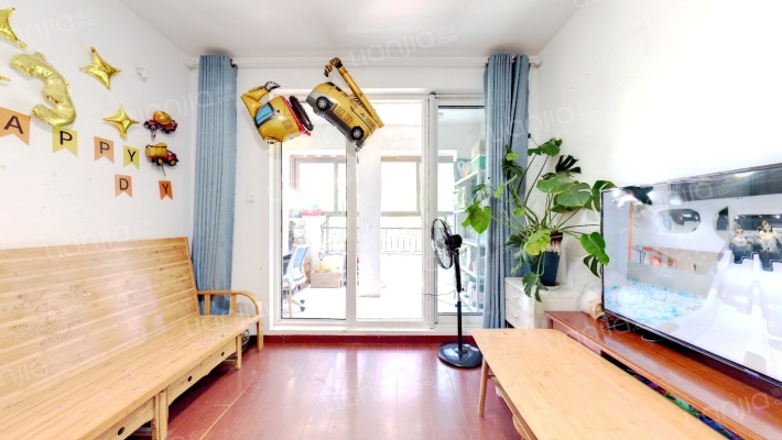 普罗旺斯二手房实景图