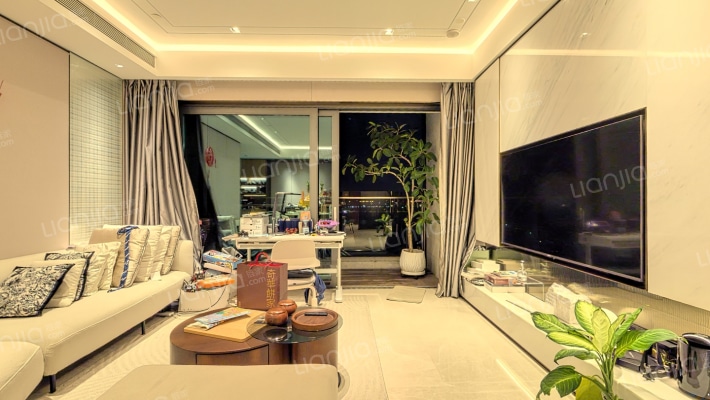 前海鸿荣源中心·胤璞二手房实景图