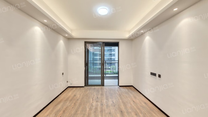 保利明玥晨光二手房实景图