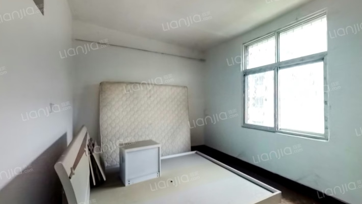 湖水巷16号二手房实景图