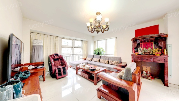 万科魅力之城一期二手房实景图