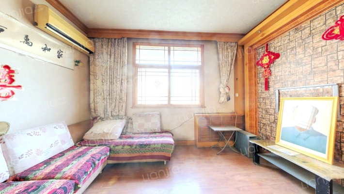 水厂家属院二手房实景图
