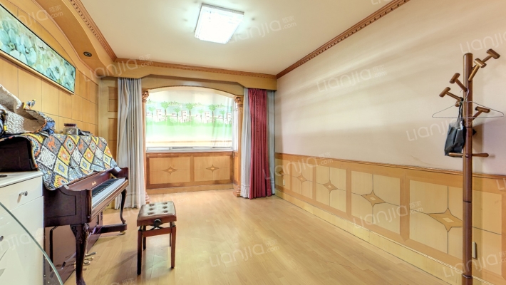 快阁苑霞秋坊二手房实景图