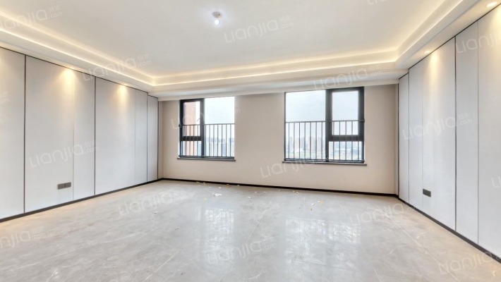 国锐雲嶺二手房实景图