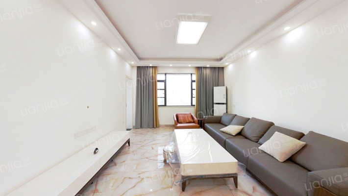 华鹏东岸小区二手房实景图