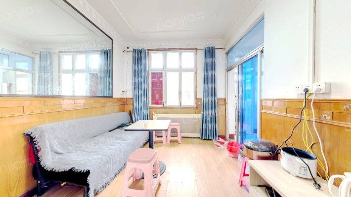 七二二研究所宿舍二手房实景图