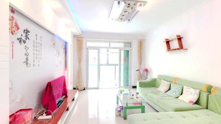 河畔雅居二手房实景图