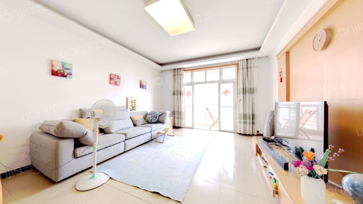 南波湾高尚小区二手房实景图