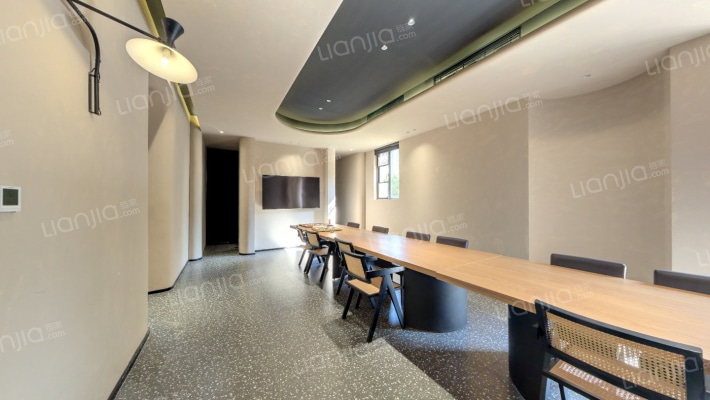 中港名都紫澜苑东区二手房实景图