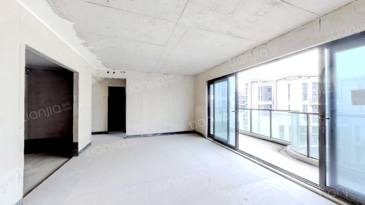 花样年霍克尼的好时光二手房实景图