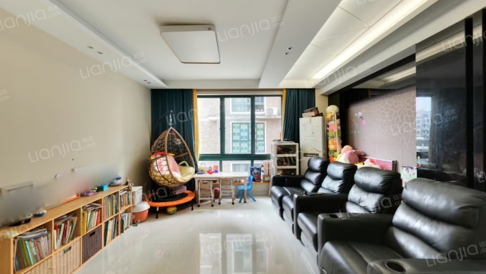 黄金海岸二手房实景图