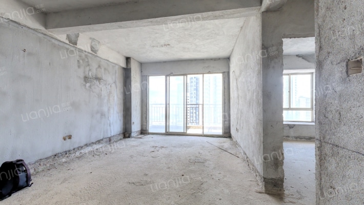 春华公寓二手房实景图