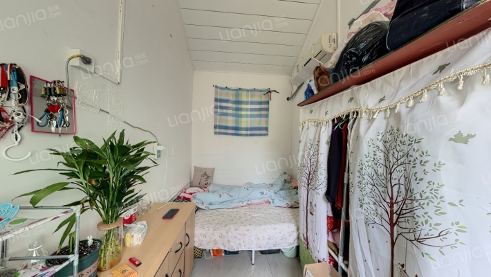 棠花胡同二手房实景图