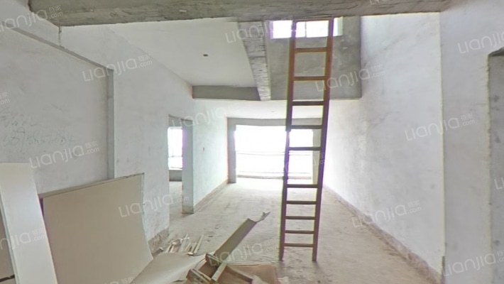 吉顺藏珑湾二手房实景图