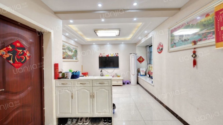 禹洲华侨城三期枫园二手房实景图