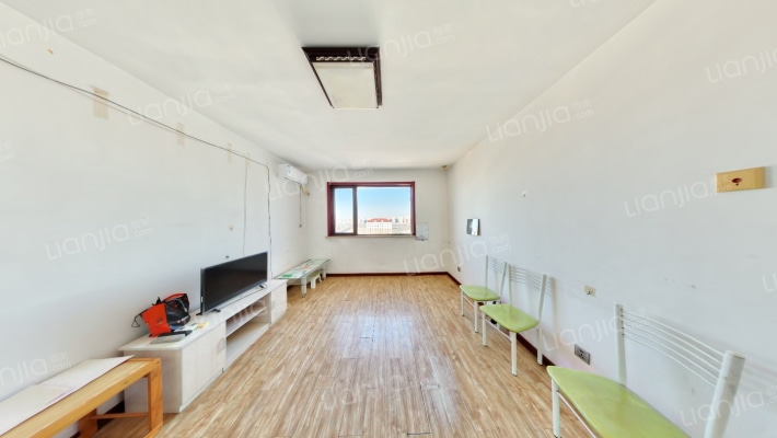 中铁十八局集团西区二手房实景图