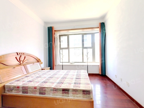 整租·海信花街小镇一期二期 4室0厅 东