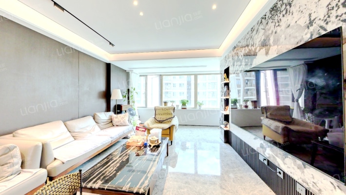 东境润府二手房实景图