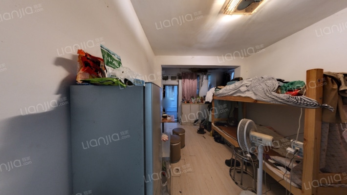 天目山路22号二手房实景图