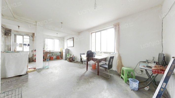 东江小区二手房实景图