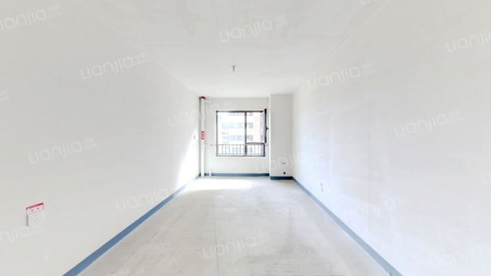 中海铂悦府三期二手房实景图