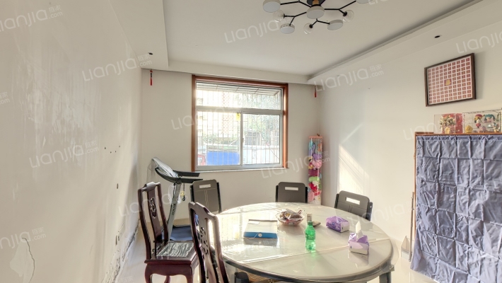 金湖新村二手房实景图