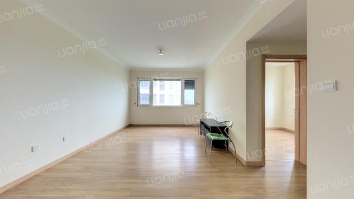 万科城银杏苑二手房实景图