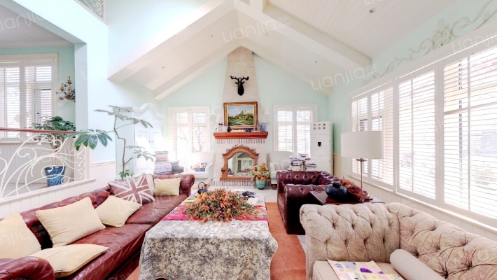 保利垄上三区二手房实景图