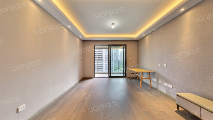 四季和鸣雅园南区二手房实景图