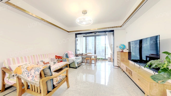 朗云花园二手房实景图