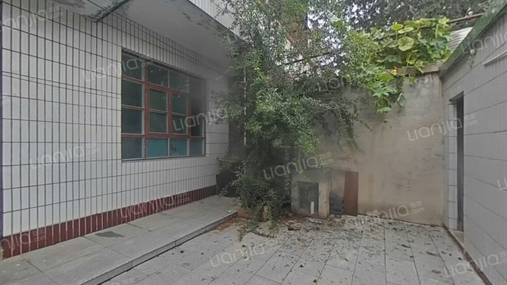 建安路西段路南(教师村)二手房实景图