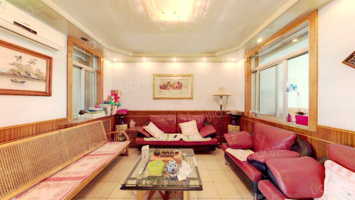 泰安市医疗器械维修管理站宿舍二手房实景图