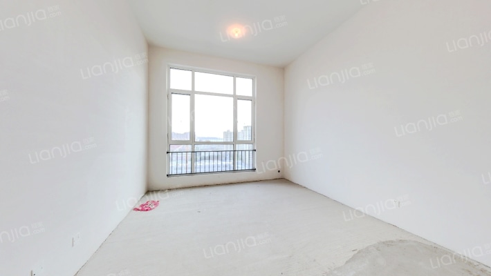 岩峰云裳二手房实景图