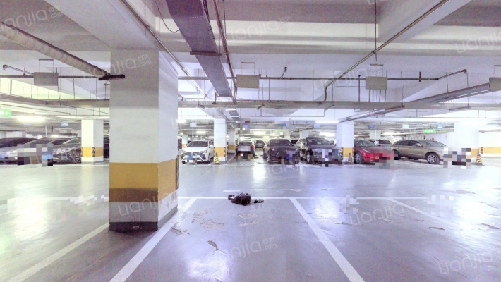 冠城名敦道B区二手房实景图