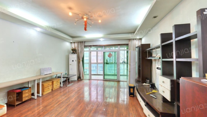 万事佳景园二手房实景图