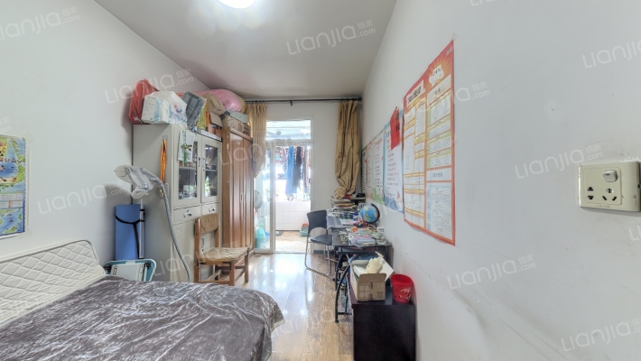 城东南街104号二手房实景图