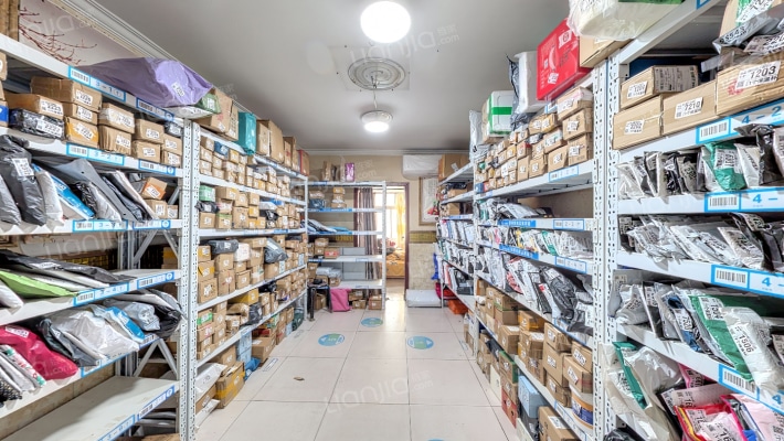 制刷厂宿舍二手房实景图