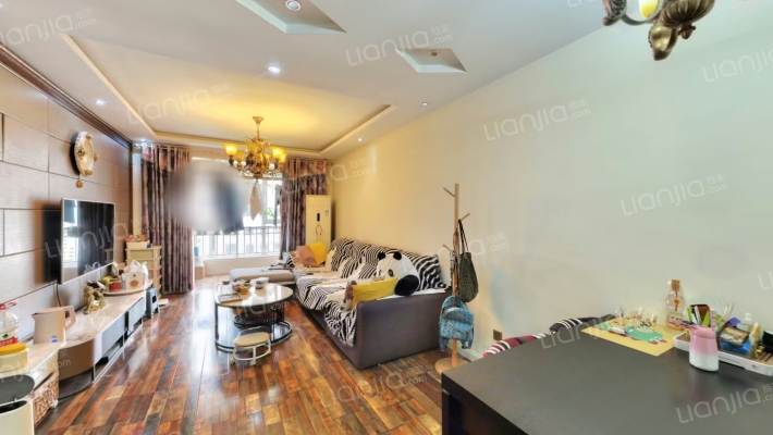 颐景蓝湾二手房实景图