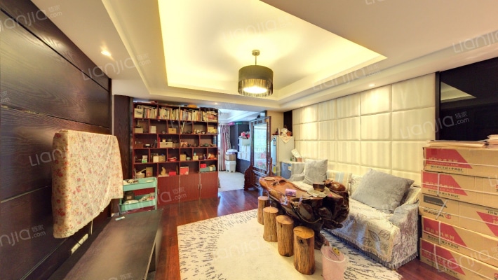 香年广场二手房实景图