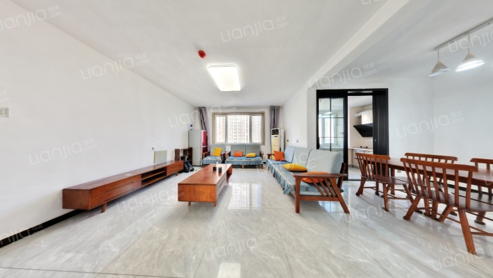 御驾新苑A区二手房实景图