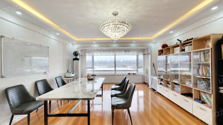 五彩阳光城四期(雍华府)二手房实景图