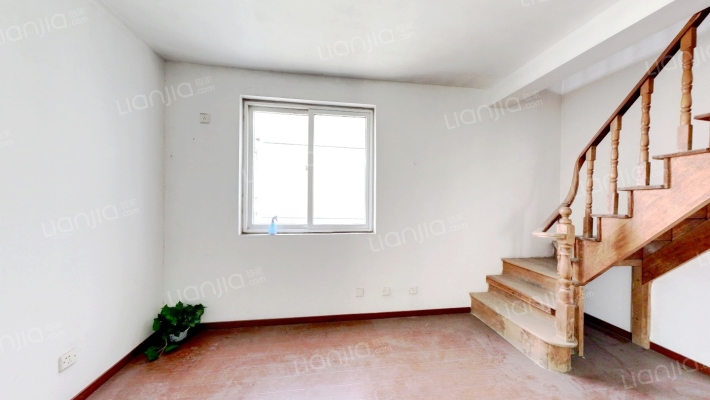 东汇路187号二手房实景图