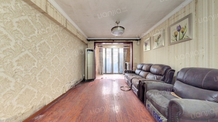 世博家园十一街坊二手房实景图