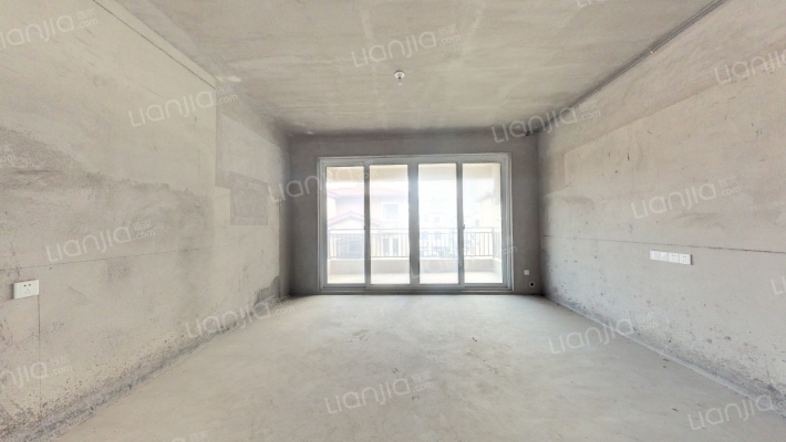 碧桂园·翡翠东郡二手房实景图